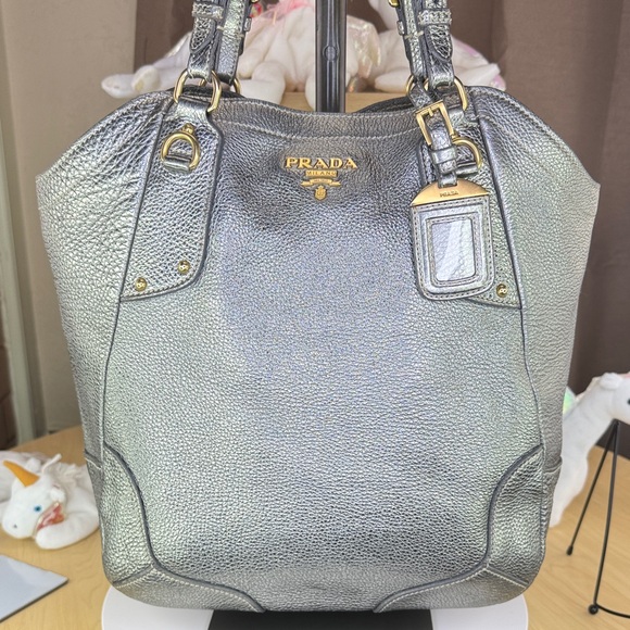 Prada Handbags - 💥PRADA - Silver Metallic Vitello Daino Leather Shoulder Bag BN1346 - 136U894